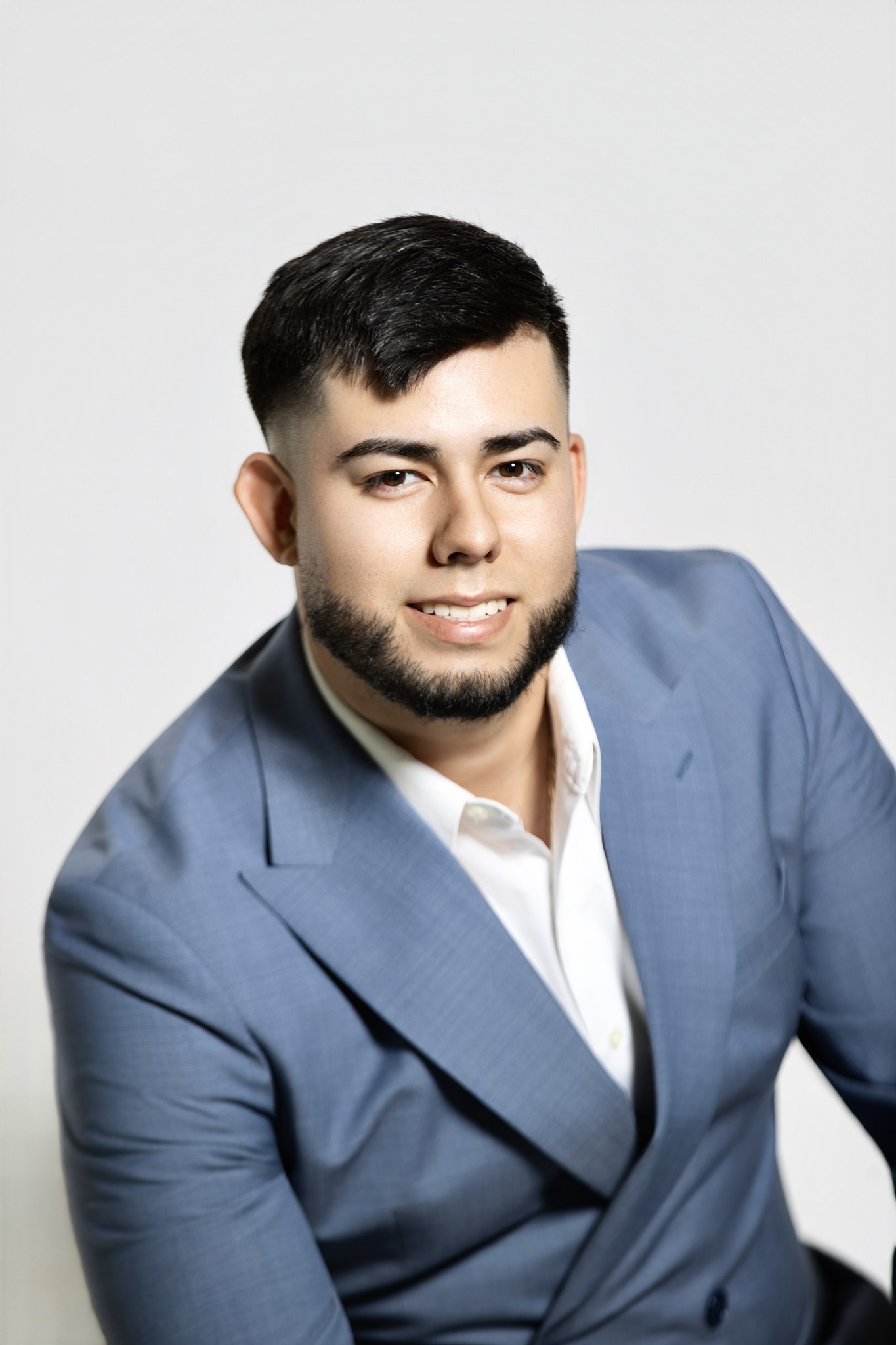 Professional, Business, & Headshots sample 13