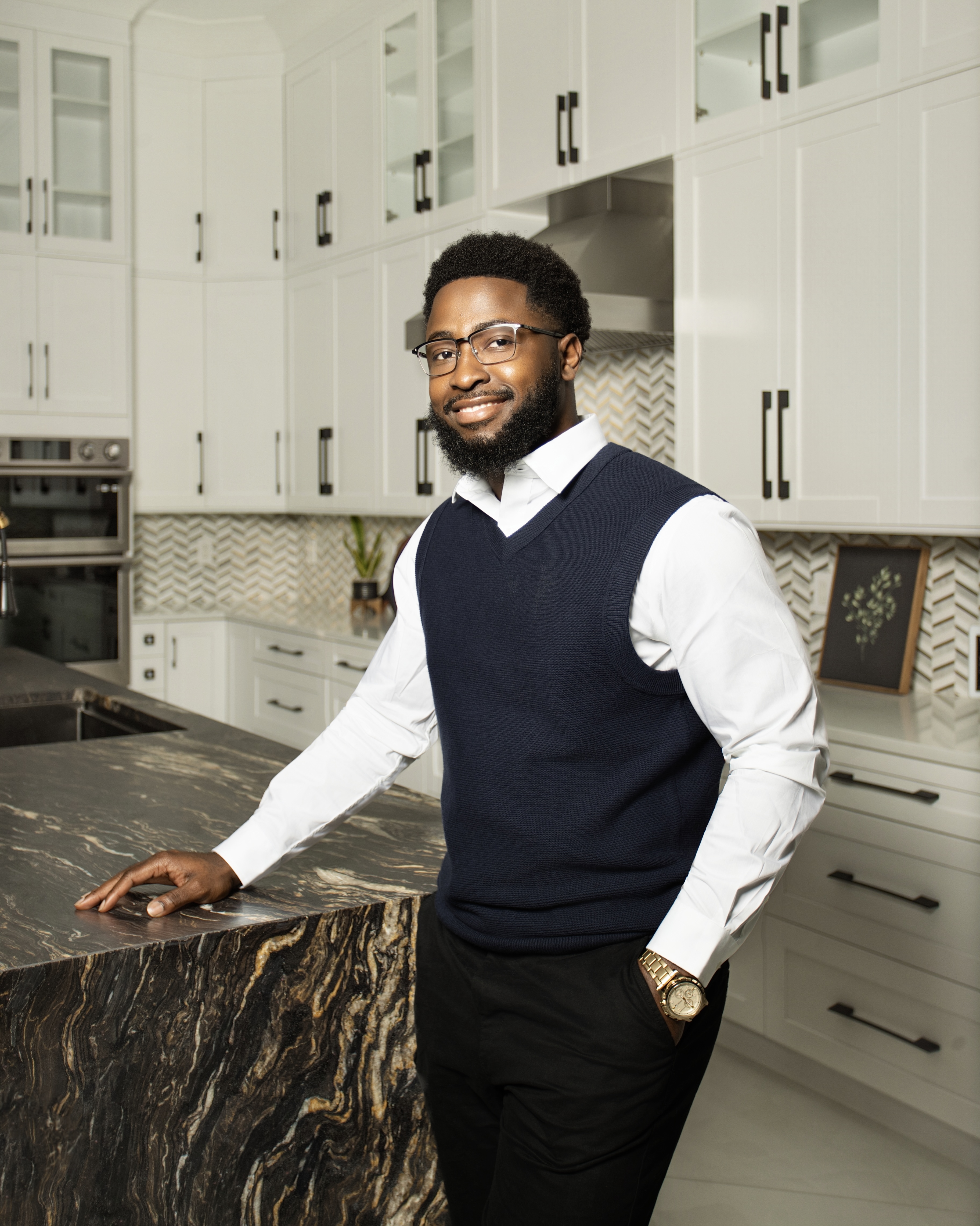 Professional, Business, & Headshots sample 16